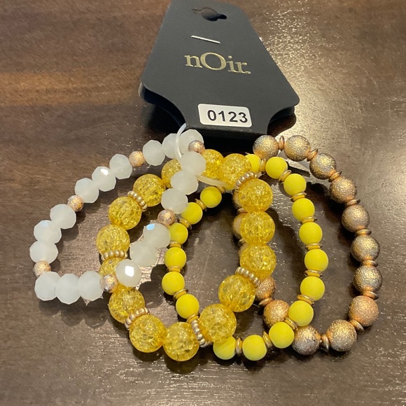 #0123 NWT NOIR BEADED BRACELET SET  YELLOW/GOLD/WHITE - Picture 1 of 1
